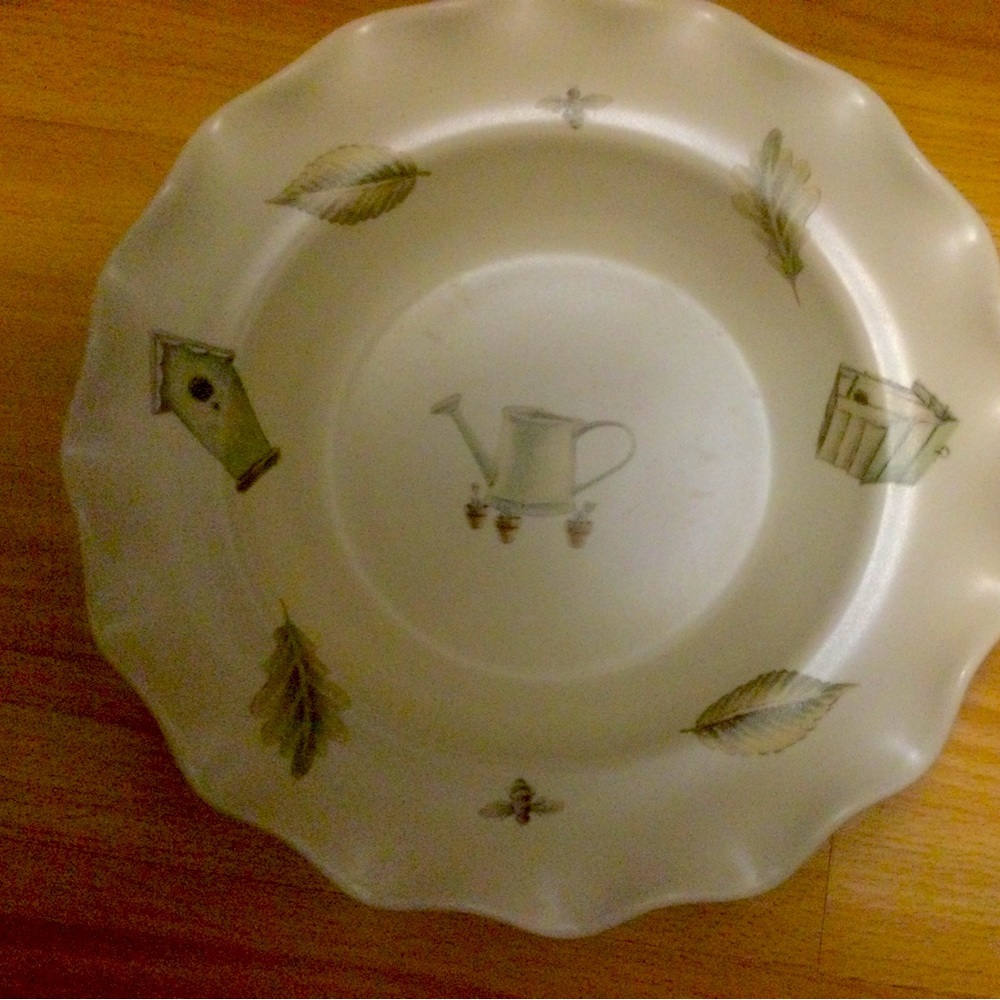 Pfaltzgraff Naturewood 9 inch Fluted Rim Soup Bowl